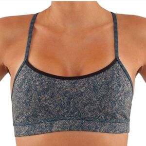 Lululemon Flow Y Bra IV Women 8 Alberta Lake